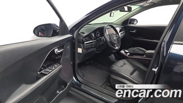 Kia Niro EV Noblesse 2022 — фото 10