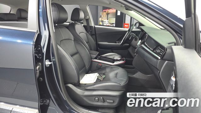 Kia Niro EV Noblesse 2022 — фото 15