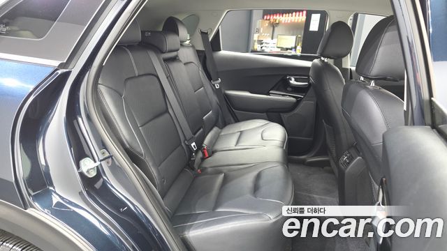 Kia Niro EV Noblesse 2022 — фото 16