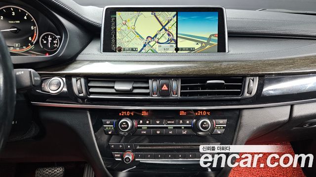 BMW X6 (F16) xDrive 30d 2015 — фото 14