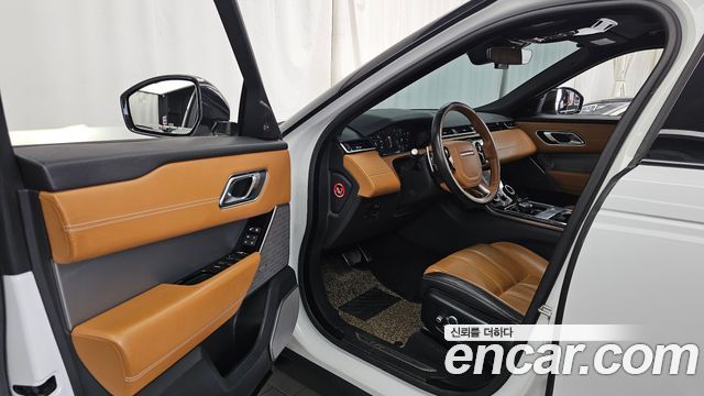 Land Rover Range Rover Velar 3.0 D300 R-Dynamic HSE 2018 — фото 10