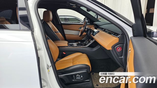 Land Rover Range Rover Velar 3.0 D300 R-Dynamic HSE 2018 — фото 15
