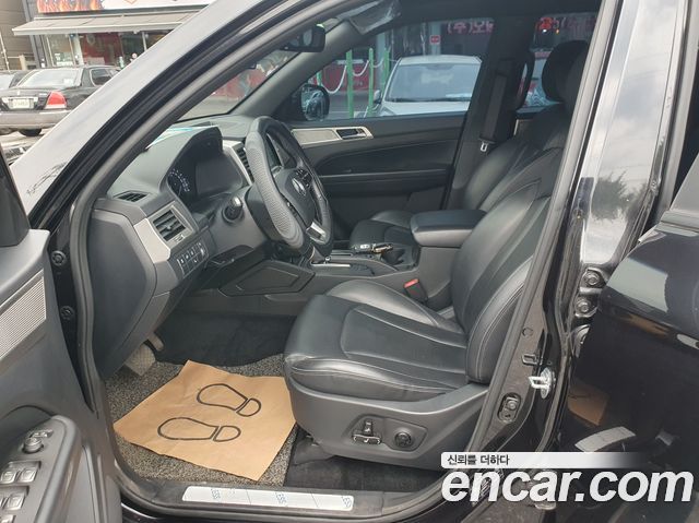 KG Mobility (SsangYong) Rexton Sports Khan Diesel 2.2 4WD Professional X (5-Link) 2019 — фото 15