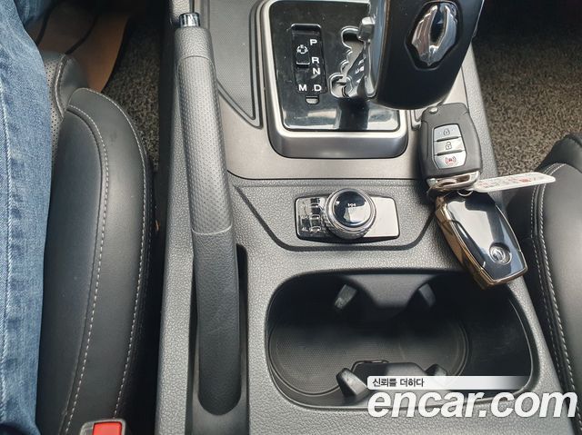 KG Mobility (SsangYong) Rexton Sports Khan Diesel 2.2 4WD Professional X (5-Link) 2019 — фото 17
