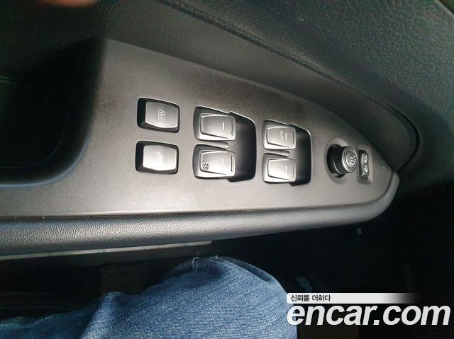 KG Mobility (SsangYong) Rexton Sports Khan Diesel 2.2 4WD Professional X (5-Link) 2019 — фото 20