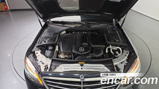 Mercedes-Benz C-Class (W205) C220 d 4MATIC Exclusive 2019 — фото 6