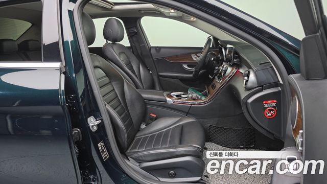 Mercedes-Benz C-Class (W205) C220 d 4MATIC Exclusive 2019 — фото 15
