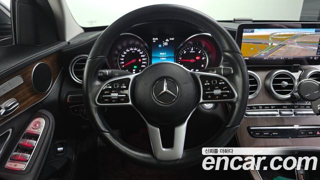 Mercedes-Benz C-Class (W205) C220 d 4MATIC Exclusive 2019 — фото 17