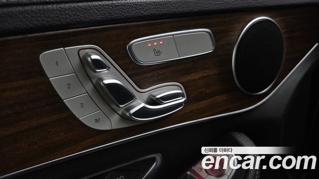 Mercedes-Benz C-Class (W205) C220 d 4MATIC Exclusive 2019 — фото 34