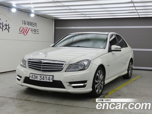 Mercedes-Benz C-Class (W204) C200 CGI
