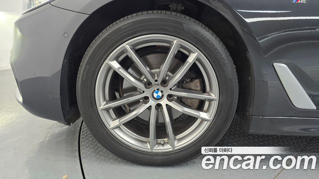 BMW 5 Series (G30) 520d xDrive M Sport Package Plus 2018 — фото 5