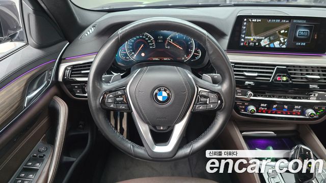 BMW 5 Series (G30) 520d xDrive M Sport Package Plus 2018 — фото 17