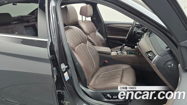BMW 5 Series (G30) 520d xDrive M Sport Package Plus 2018 — фото 32