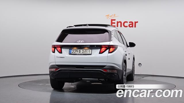 Hyundai Tucson (NX4) Diesel 2.0 2WD Premium 2021 — фото 4
