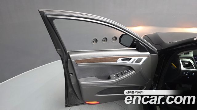 Genesis G80 3.3 GDI Luxury 2018 — фото 30