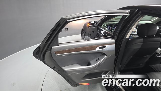 Genesis G80 3.3 GDI Luxury 2018 — фото 31