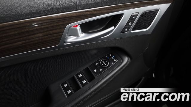 Genesis G80 3.3 GDI Luxury 2018 — фото 39