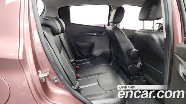 Chevrolet Spark Premier 2019 — фото 12