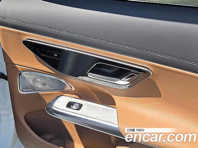 Mercedes-Benz E-Class (W213) E300 4MATIC Exclusive 2024 — фото 9
