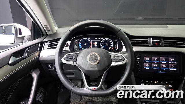 Volkswagen Passat GT (B8) 2.0 TDI Premium 2021 — фото 13
