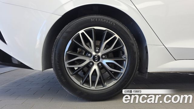 Kia K5 (III) 2.0 Prestige 2020 — фото 5