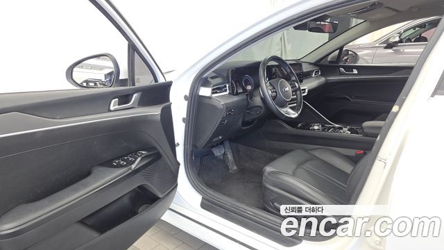 Kia K5 (III) 2.0 Prestige 2020 — фото 10