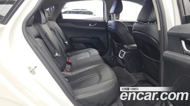 Kia K5 (III) 2.0 Prestige 2020 — фото 12