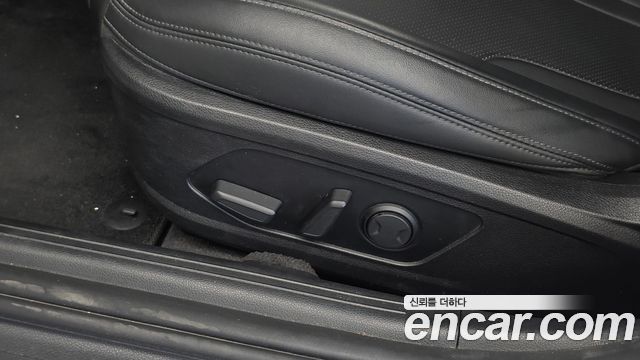 Kia K5 (III) 2.0 Prestige 2020 — фото 17