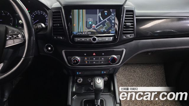 KG Mobility (SsangYong) Rexton Sports Khan Diesel 2.2 4WD Prestige Special (5-Link) 2020 — фото 15