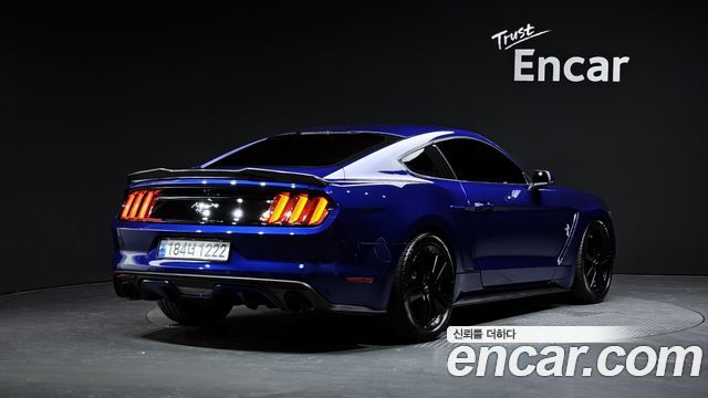 Ford Mustang Coupe 2016 — фото 2