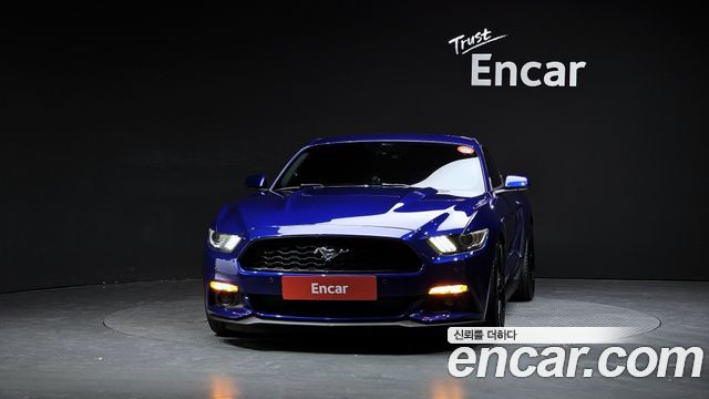 Ford Mustang Coupe 2016 — фото 3