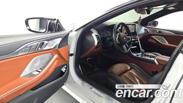 BMW 8 Series (G15) M850i xDrive Gran Coupe 2023 — фото 10
