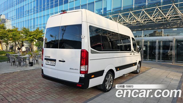 Hyundai Solati 15-seater Luxury 2020 — фото 2