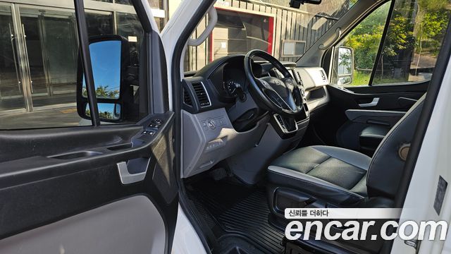 Hyundai Solati 15-seater Luxury 2020 — фото 10