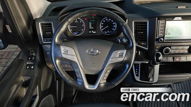 Hyundai Solati 15-seater Luxury 2020 — фото 13