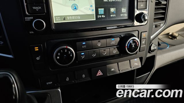 Hyundai Solati 15-seater Luxury 2020 — фото 17