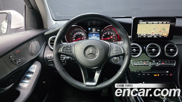 Mercedes-Benz GLC-Class (X253) GLC300 4MATIC AMG Line 2019 — фото 13