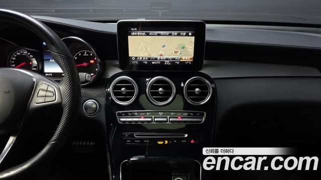 Mercedes-Benz GLC-Class (X253) GLC300 4MATIC AMG Line 2019 — фото 14