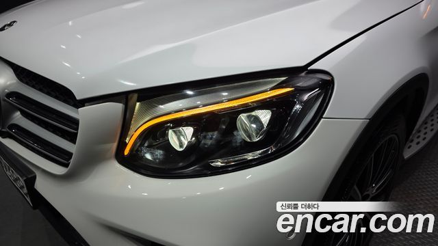 Mercedes-Benz GLC-Class (X253) GLC300 4MATIC AMG Line 2019 — фото 22