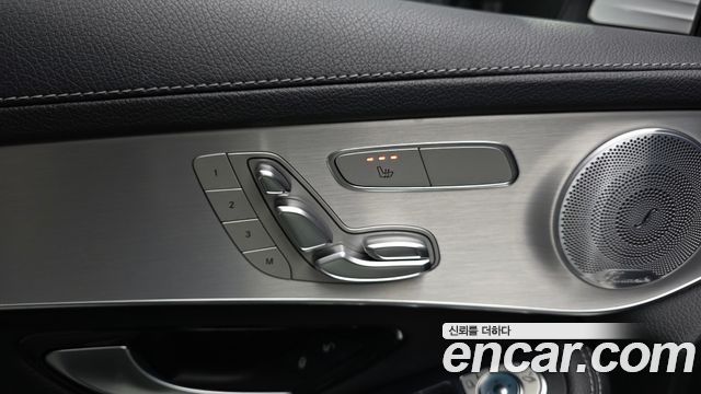 Mercedes-Benz GLC-Class (X253) GLC300 4MATIC AMG Line 2019 — фото 30