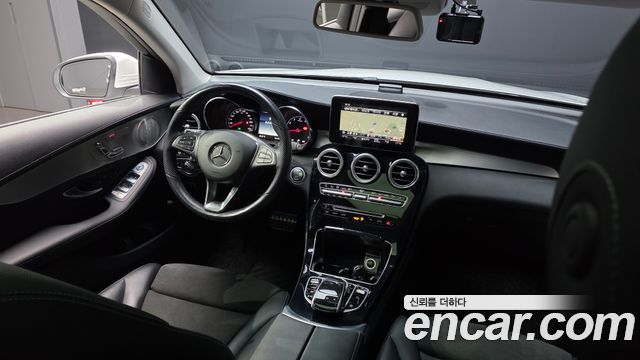 Mercedes-Benz GLC-Class (X253) GLC300 4MATIC AMG Line 2019 — фото 33