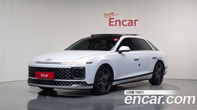 Hyundai Grandeur (GN7) 2,5 Gasoline 2WD Exclusive 2023 — фото 1