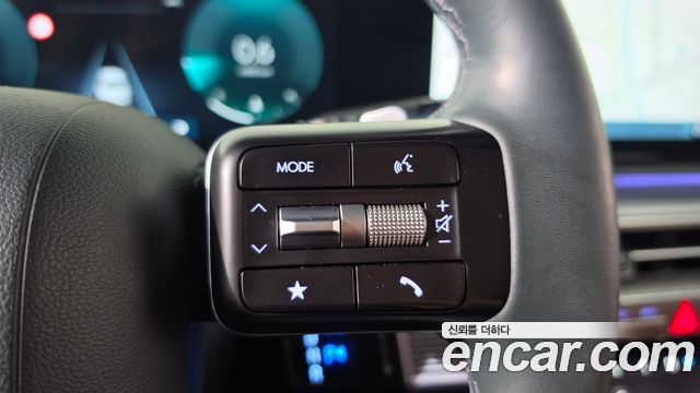 Hyundai Grandeur (GN7) 2,5 Gasoline 2WD Exclusive 2023 — фото 18