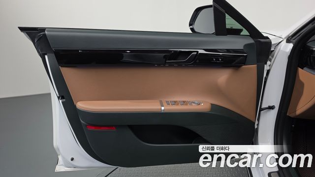 Hyundai Grandeur (GN7) 2,5 Gasoline 2WD Exclusive 2023 — фото 24