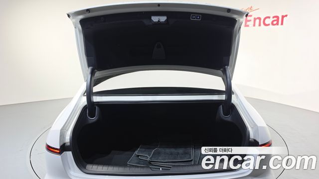 Hyundai Grandeur (GN7) 2,5 Gasoline 2WD Exclusive 2023 — фото 28