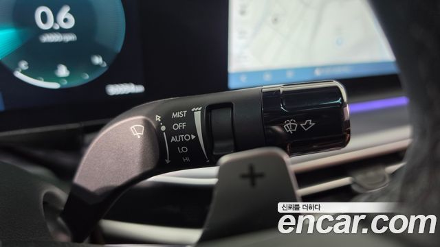 Hyundai Grandeur (GN7) 2,5 Gasoline 2WD Exclusive 2023 — фото 42