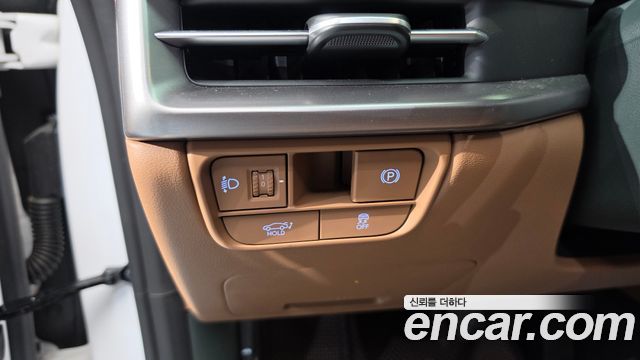 Hyundai Grandeur (GN7) 2,5 Gasoline 2WD Exclusive 2023 — фото 45
