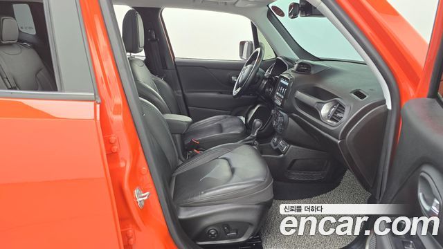 Jeep Renegade 2.0 Diesel Limited AWD 2018 — фото 26
