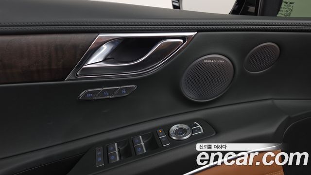 Genesis GV80 2.5T Gasoline AWD 2024 — фото 38