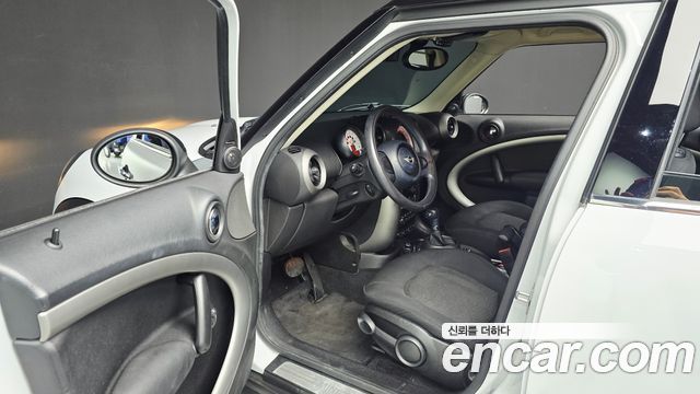 MINI Cooper D Countryman SE 1st 2012 — фото 10